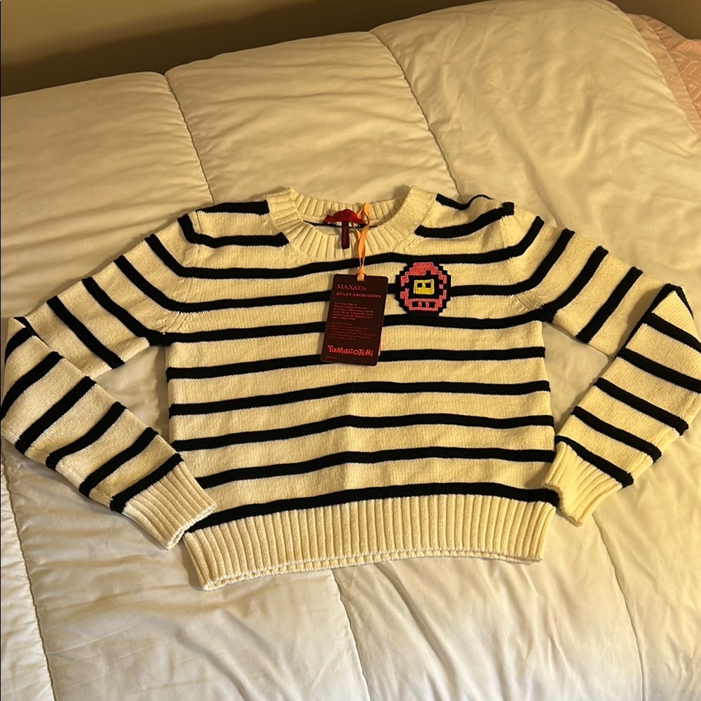 Max & Co/Tamagochi Striped Cream and Black Sweater